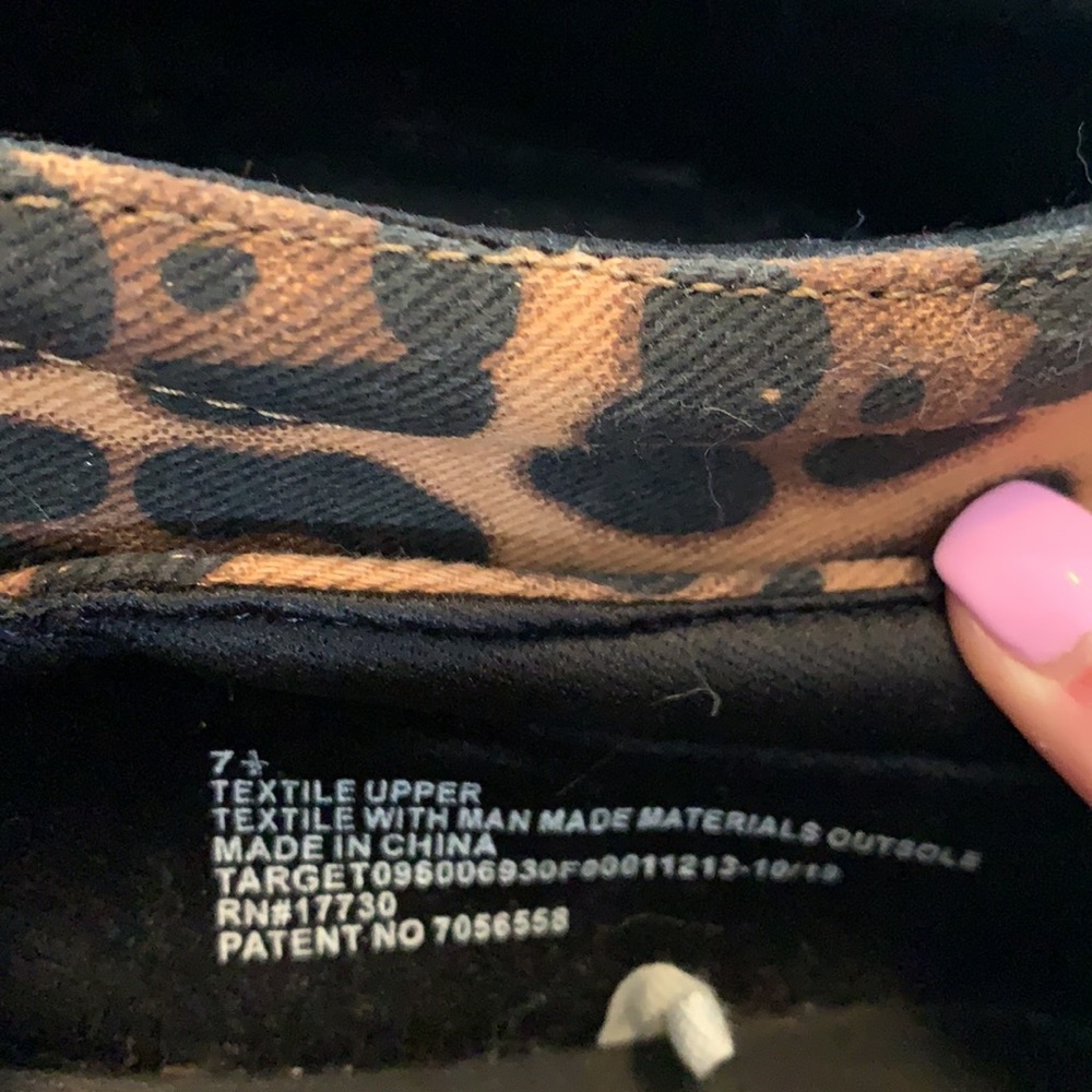 Target Cheetah Vans - Picture 3 of 3